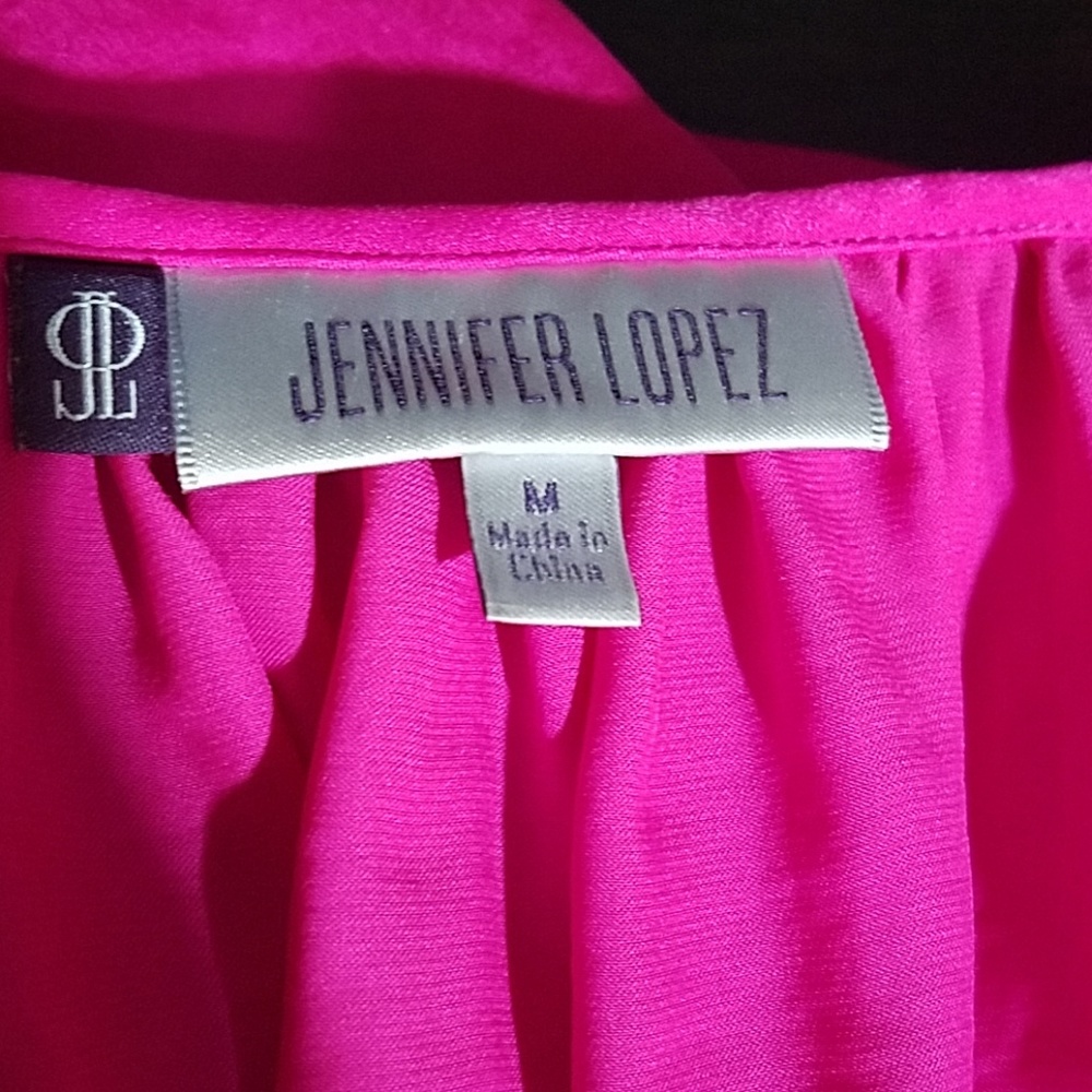 🌸BOGO🌸Jennifer Lopez cut-out sleeve Top Size M - Picture 5 of 6